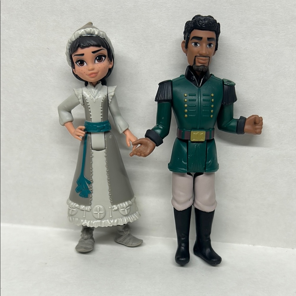 Frozen 2 Honeymaren and Lieutenant Matthias